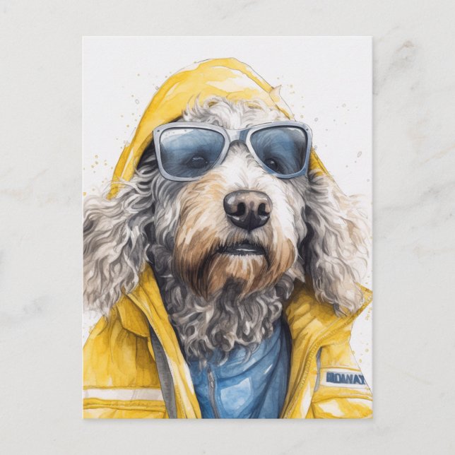 Adorable Hündin in einem gelben Regenmantel Postkarte (Vorderseite)