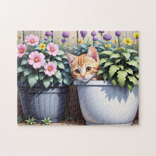 Adorable Kitten Peekout aus Blume Pots