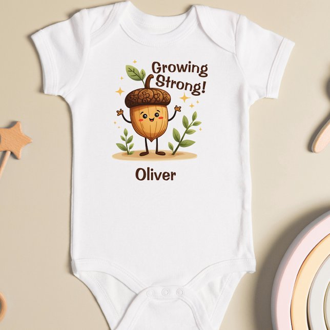 Adorable Lächeln Acorn "Growing Strong" Baby Strampler (Von Creator hochgeladen)