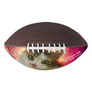 Adorable Niedlich Calico Cat Football