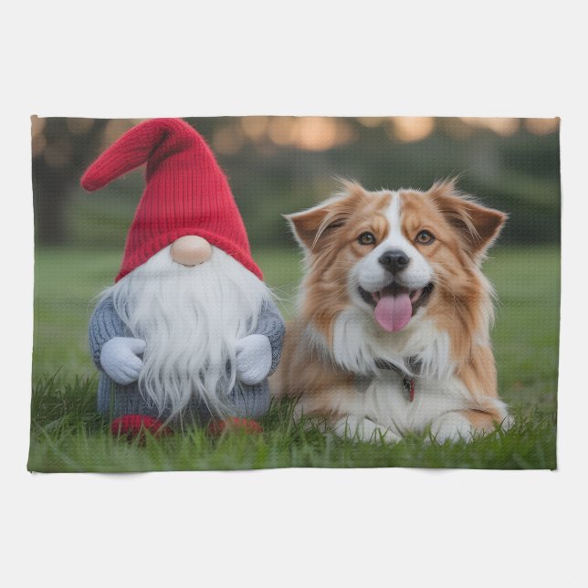 Adorable Plush Gnome and Fluffy Dog Lying in Grass Geschirrtuch (Horizontal)