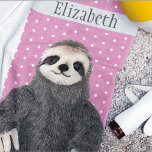 Adorable Sloth Aquamarin Name Kid's Animal Beach H Strandtuch<br><div class="desc">Ein niedliches Badetuch mit einem riesigen,  zauberhaften Faultier. Der Name und die Hintergrundfarbe können personalisiert sein.</div>