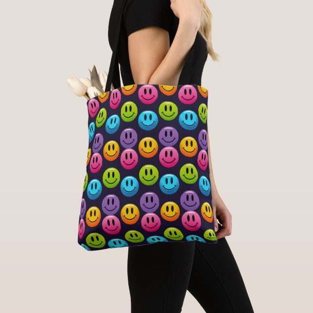 "Adorable Smile Emoji Pattern Collection" Tasche (Von Nahem)