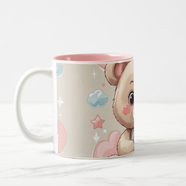 Adorable Teddy Bear Baby - Soft Pastell Design Zweifarbige Tasse (Links)