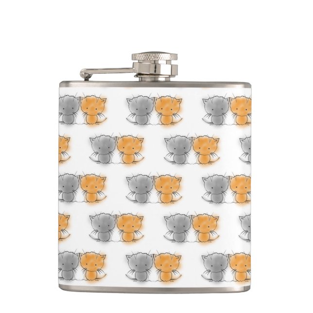 Adorable Whimsical Kittens Orange und Grau Flachmann (Vorderseite)