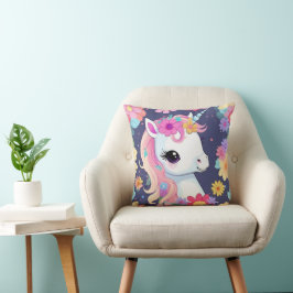 Adorable White Baby Unicoron mit Blume Kissen