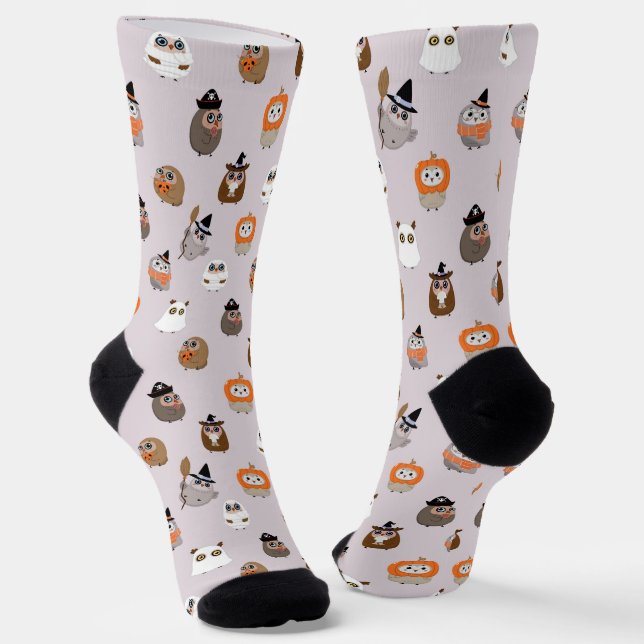 Adortable Halloween Owls Pattern Socken (Gewinkelt)