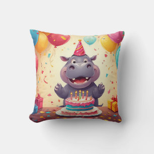 Adortable Hippo feiert Geburtstag mit Kuchen Kissen