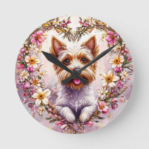 Adortable Yorkie umgeben von Blumenreath Runde Wanduhr