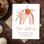 Adressänderung | Terracotta Boho Rainbow Floral Postkarte<br><div class="desc">Diese boho Änderung der Adresse Postkarte bietet trendigen boho Stil und trendige handgeschriebene Skripte,  die "neue Adresse" sagen. Der niedliche,  terrakottfarbene Regenbogen ist mit orangefarbenen und pfirsichfarbenen Blume auf weißem Hintergrund dekoriert. Ein perfekter und festlicher Weg,  um Freunde,  Familien und Kunden lassen,  wissen,  dass Sie umgezogen sind.</div>