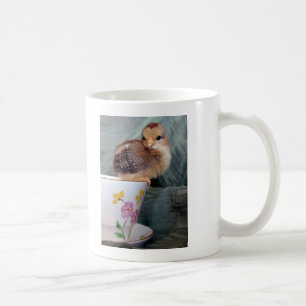 Adventskind auf einem Cup Kaffeetasse