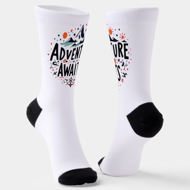 Adventure Awaits Socken (Gewinkelt)