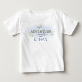 Adventure Awaits Travel Car Flugzeug Boat Persönli Baby T-shirt