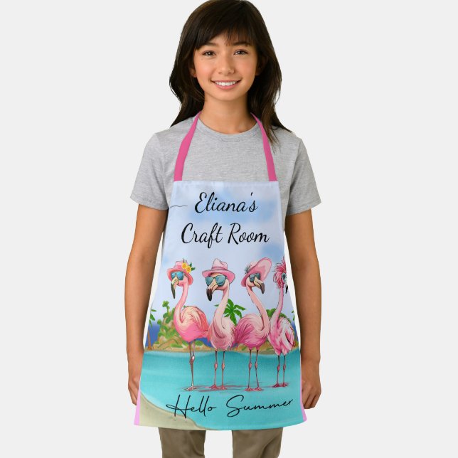 Adventure Pink Hello Summer Flamingos on Beach Kid Schürze (Insitu)