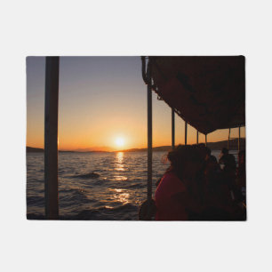 Aegean Lifestyle auf dem Schiff bei Sonnenuntergan Fußmatte