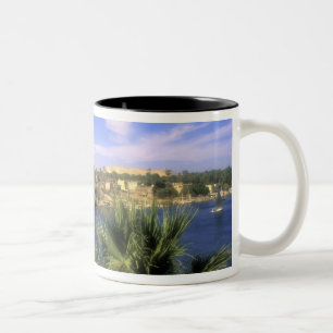 AF, Ägypten, Oberägypten, Assuan. Fluss Nile Zweifarbige Tasse