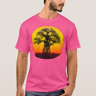 Affenbrotbaum bei Sonnenuntergang für Afrika-Fans T-Shirt