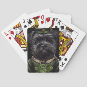 Affenpinscher-Hund im St. Patrick's Day-Kleid Spielkarten