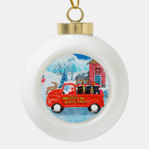 Affenpinscher-Hund im Weihnachtslieferwagen Keramik Kugel-Ornament
