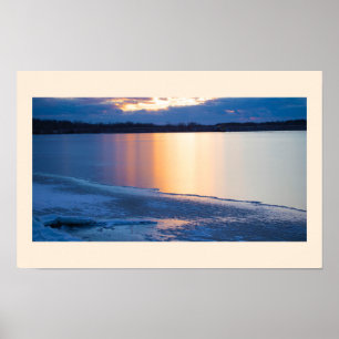 Affiche du coucher de soleil sur la rivière en hiv