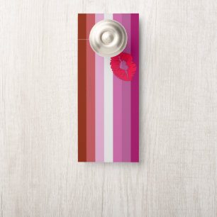 Affichette De Porte Drapeau de fierté lesbienne lipstick SlipperyJoe f