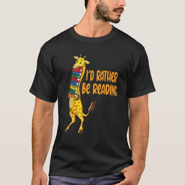 Africa Giraffes A Stack Reading Books T-Shirt (Vorderseite)