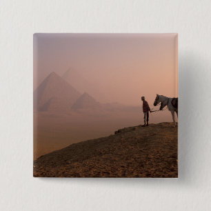 Afrika, Ägypten, Kairo, Giza, Giza-Pyramiden bei Button