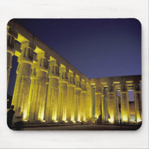 Afrika, Ägypten, Luxor. Sonnenhof von Amenhotep Mousepad