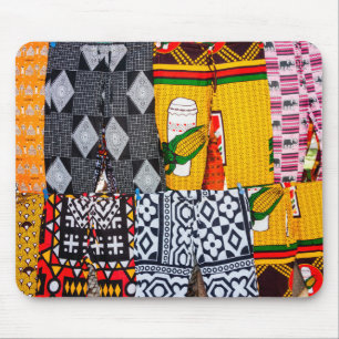 Afrika, Angola, Benguela. Farbige Blüten Mousepad