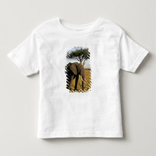 Afrika, Kenia, Maasai Mara. Ein Elefant in der Kleinkind T-shirt