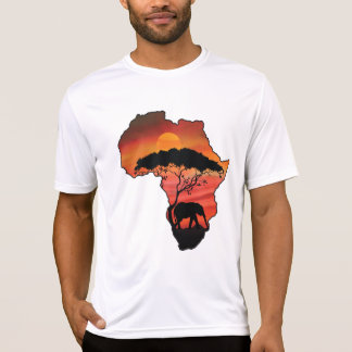 Afrika mit einer Giraffe T-Shirt