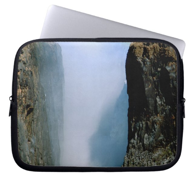 Afrika, Sambia, Victoria Falls National Park. Laptopschutzhülle (Vorderseite)