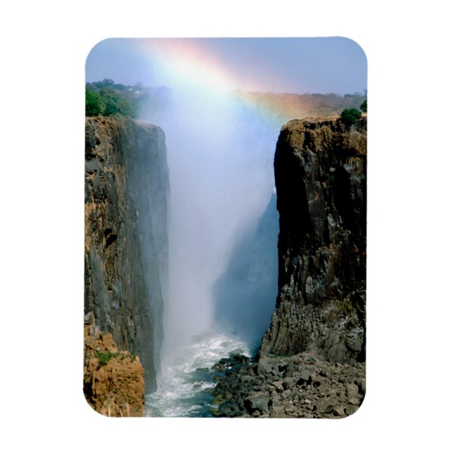 Afrika, Sambia, Victoria Falls National Park. Magnet (Vertikal)