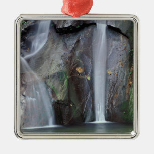 Afrika, Uganda, Bwindi undurchdringlicher Regenwal Ornament Aus Metall