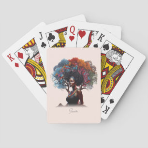 Afrikanisch-amerikanische Frau mit baumgeschmückte Spielkarten