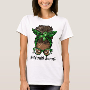 Afrikanische Amerikanerin schwarze Frau im Bewusst T-Shirt