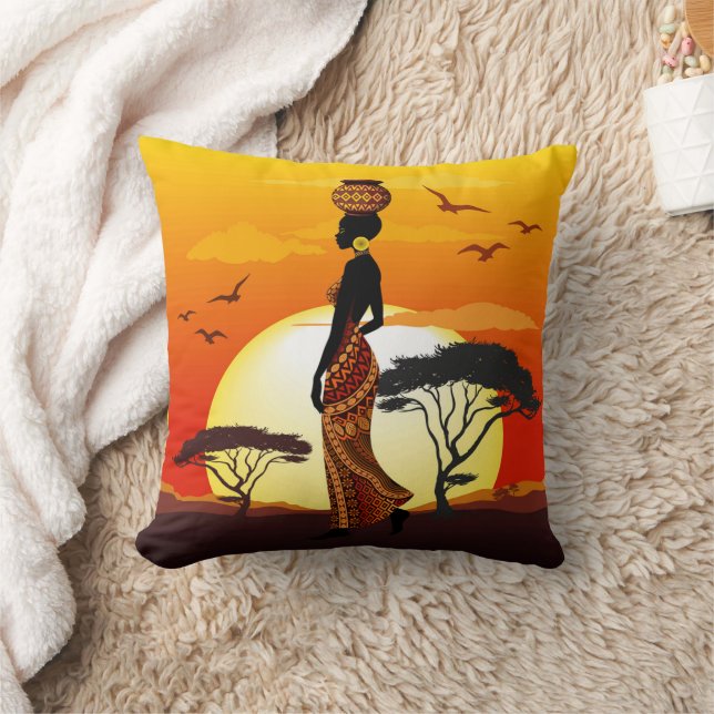 Afrikanische Beautiful Woman Silhouette über afrik Kissen (Decke)