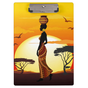 Afrikanische Beautiful Woman Silhouette über afrik Klemmbrett