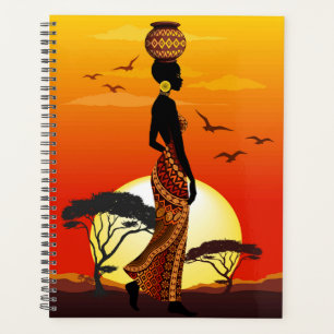 Afrikanische Beautiful Woman Silhouette über afrik Planer