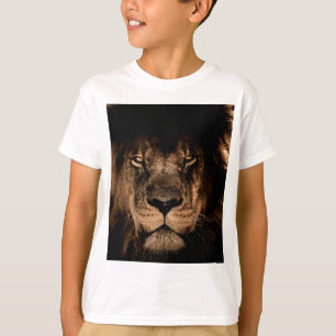 afrikanische Löwenmähne geschlossene Augen T-Shirt