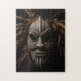 Afrikanische Maske mit Federn und Texturen