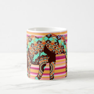 Afrikanische Tasse der farbenfrohen Elefanten