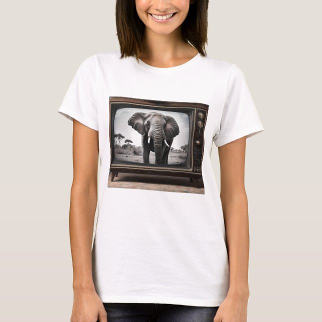 afrikanischer Elefant im analogen Fernsehen, T-Shirt (Vorderseite)