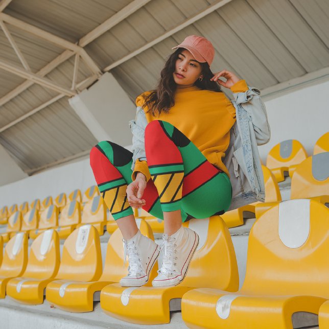 Afrikanisches Beängstigendes Stammesgebiet Capri Leggings (Von Creator hochgeladen)