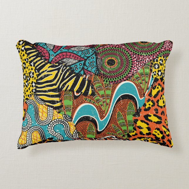 Afrikanisches Gewebe: Wildtierpatchwork. Dekokissen (Vorderseite)