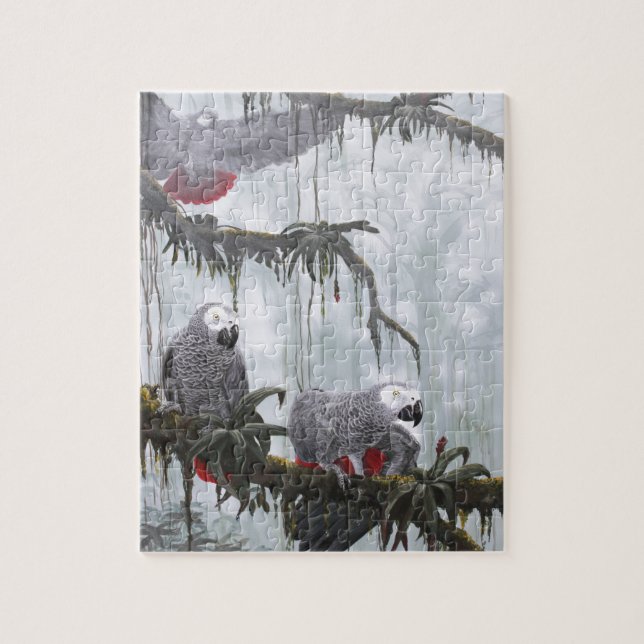 Afrikanisches Grau plappert frei fliegen nach (Vertikal)