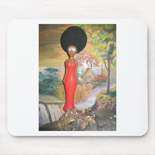 Afro Glam: Eine zeitlose Schönheit Mousepad (Vorne)