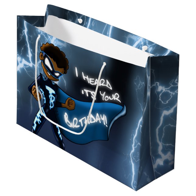 Afroamerikanischer Boy Superhero Birthday Große Geschenktüte (Vorderseite Schrägansicht)