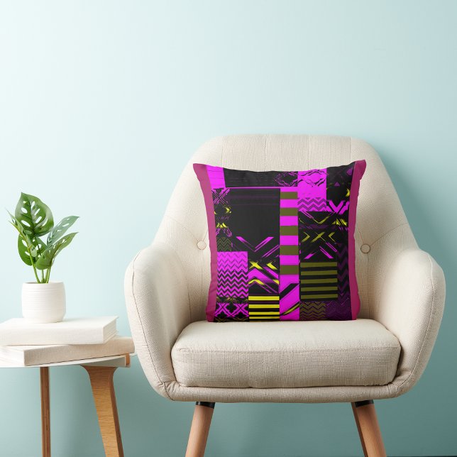 Afrocentric Geometric Print Throw Pillow Kissen (Von Creator hochgeladen)