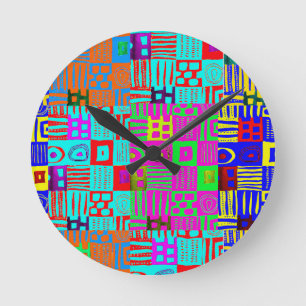 Afrozentrisches geometrisches Motiv Mehrfarbig Runde Wanduhr